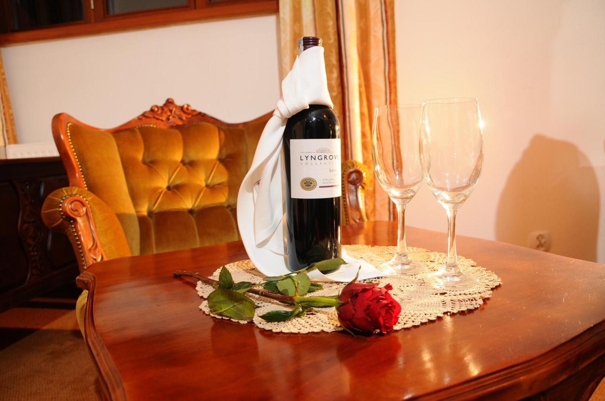Folwark Stara Winiarnia Hotel Mszana Dolna Room photo